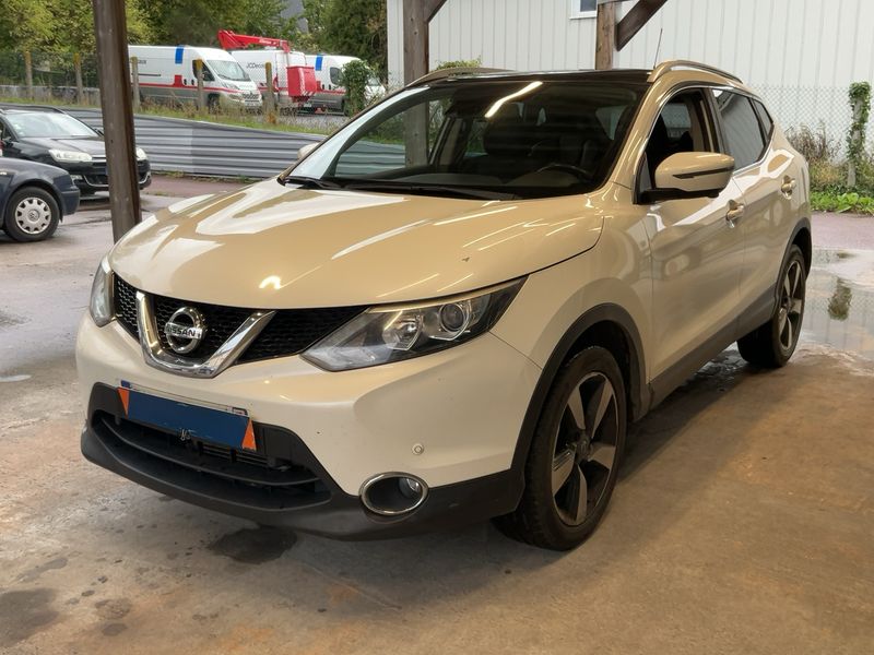 Nissan Qashqai 1.6 dCi Connect Edition 2015 – снимка 1