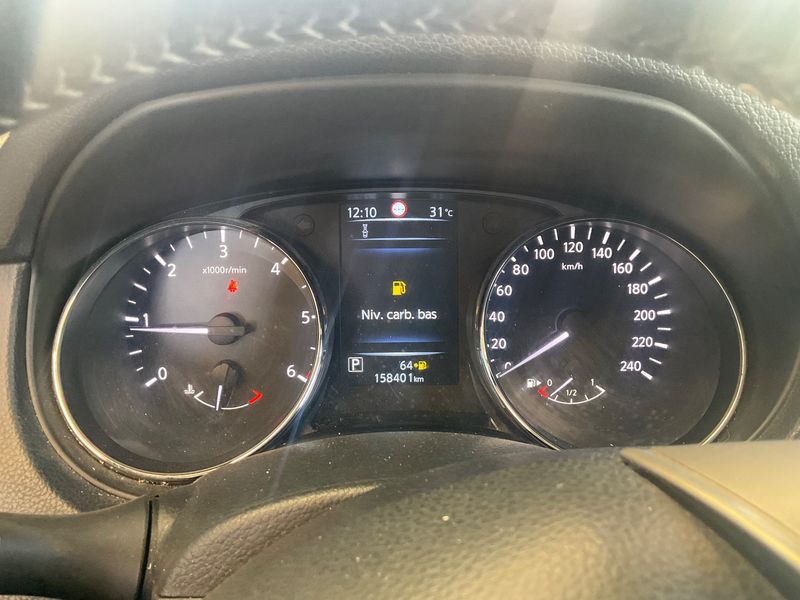 Nissan Qashqai 1.6 dCi Connect Edition 2015 – снимка 18