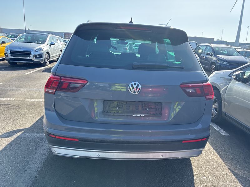Volkswagen Tiguan 2.0 TDI OFFROAD Start-Stopp 4Motion 2020 – снимка 4