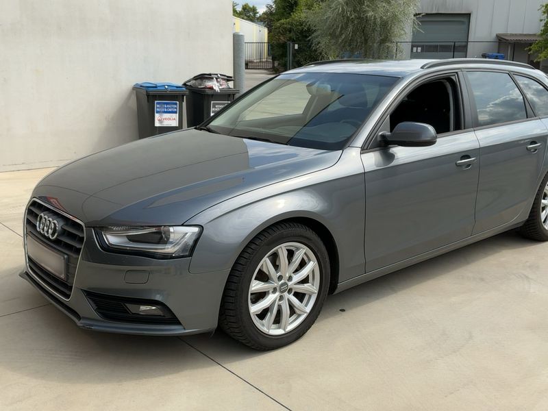Audi A4 2.0 TDI clean diesel Ambition 2015 – снимка 2