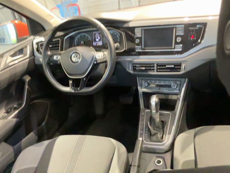 Volkswagen Polo 1.0 TSI Highline 2018 – снимка 18