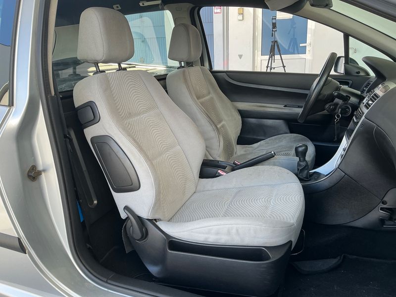 Peugeot 307 1.6 HDi Tendance 2006 – снимка 3