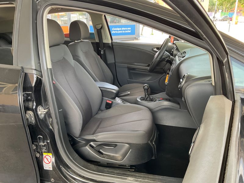 Seat Leon 2.0 TDI Stylance / Style 2008 – снимка 3