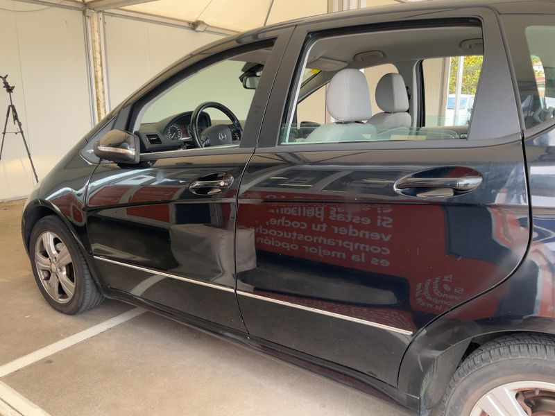 Mercedes-Benz A-Klasse A 180 CDI Avantgarde 2010 – снимка 4