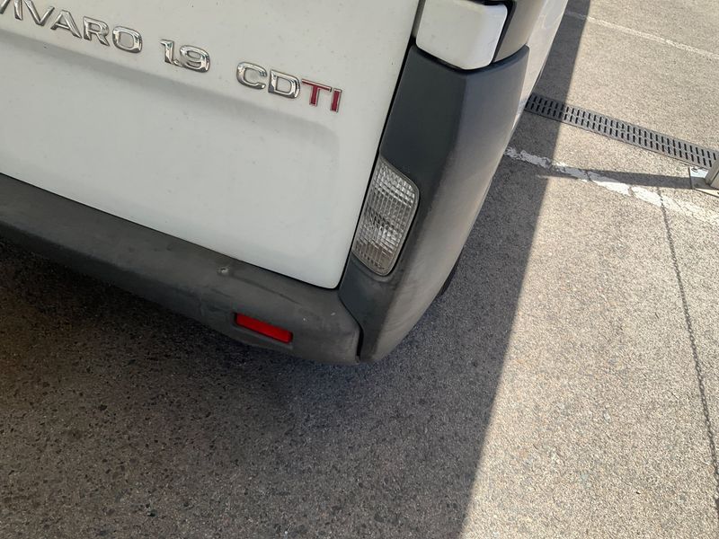 Opel Vivaro 1.9 CDTI Kombi L1H1 2,7t 2005 – снимка 48