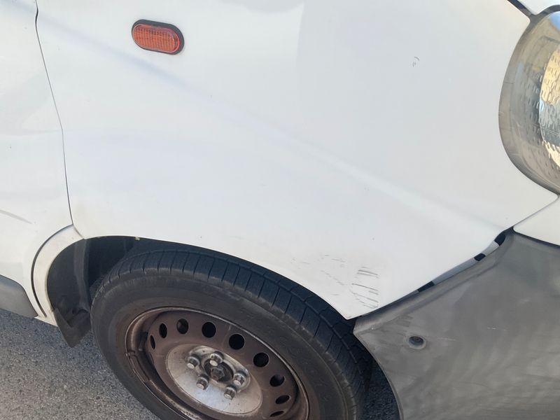 Opel Vivaro 1.9 CDTI Kombi L1H1 2,7t 2005 – снимка 22