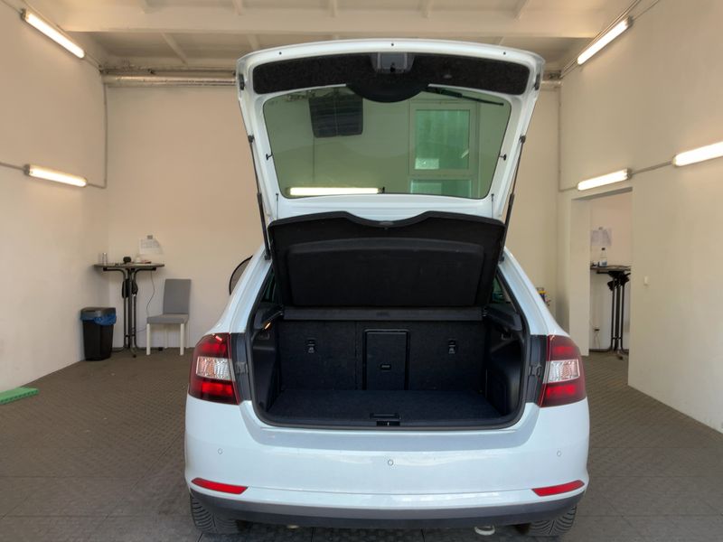 Skoda Rapid Spaceback 1.0 TSI Clever 2018 – снимка 15