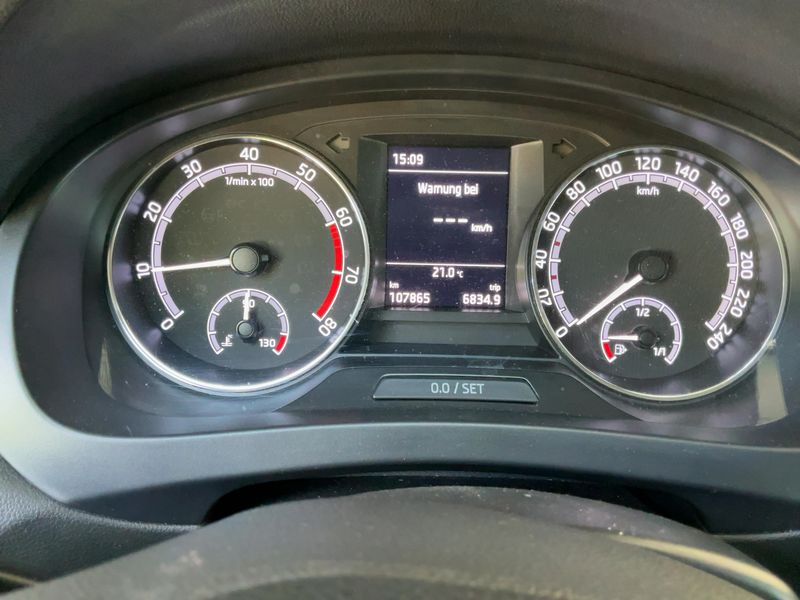 Skoda Rapid Spaceback 1.0 TSI Clever 2018 – снимка 18