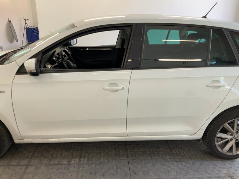 Skoda Rapid Spaceback 1.0 TSI Clever 2018 – снимка 4