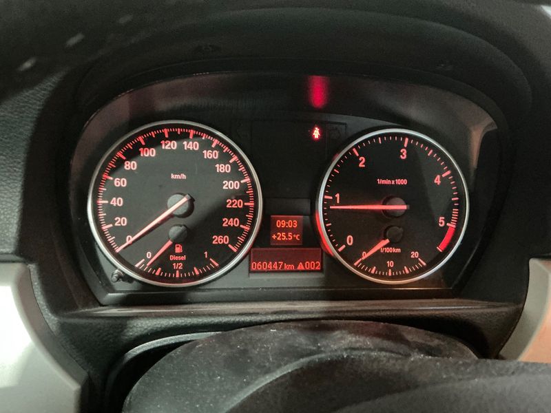 BMW 3er 320d 2009 – снимка 13