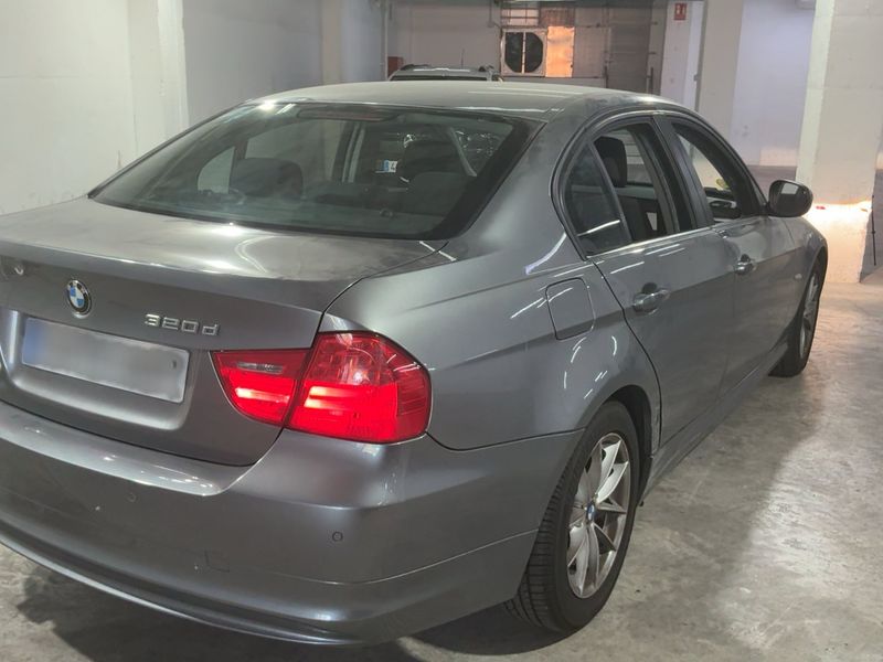 BMW 3er 320d 2009 – снимка 6