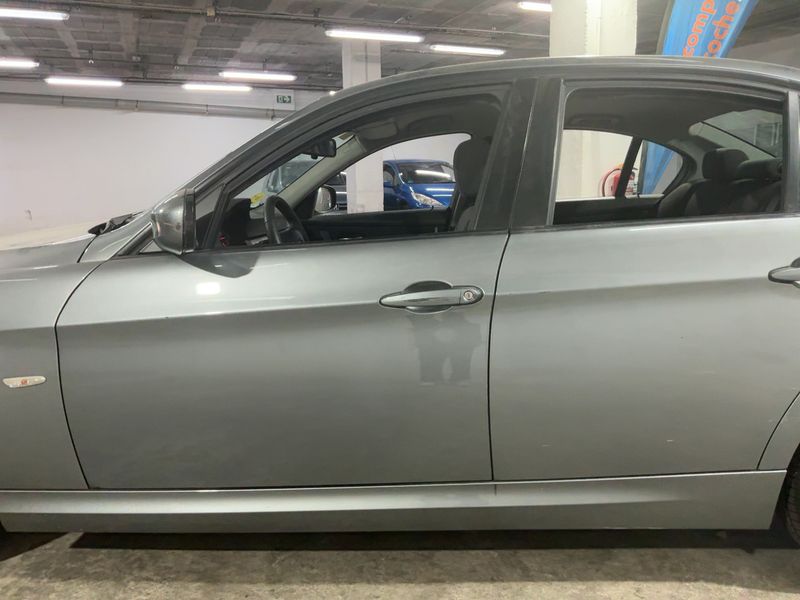 BMW 3er 320d 2009 – снимка 4