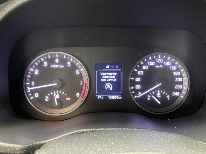 Hyundai Tucson 1.6 Comfort 2WD 2017 – снимка 18