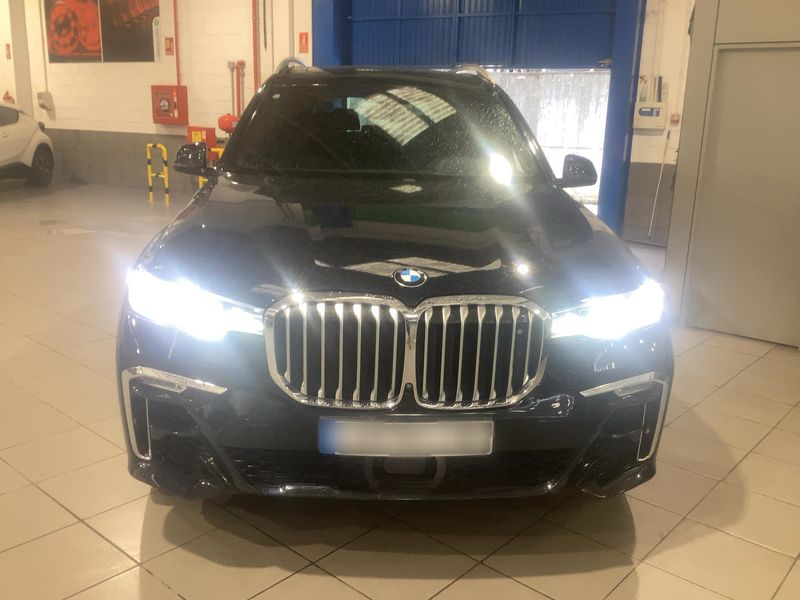 BMW X7 xDrive 30d M Sport 2021 – снимка 14