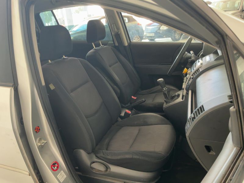 Mazda 5 2.0 Turbodiesel CD Extra 2009 – снимка 16