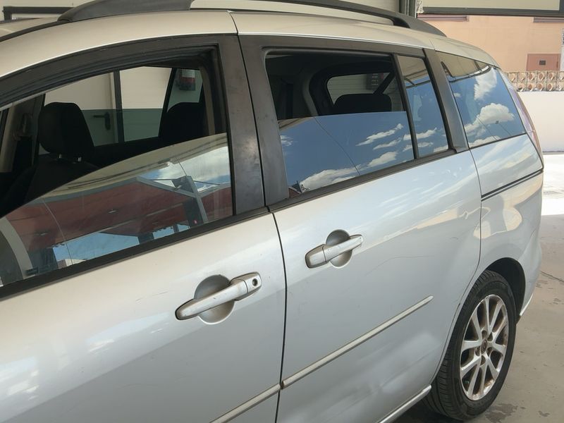 Mazda 5 2.0 Turbodiesel CD Extra 2009 – снимка 2