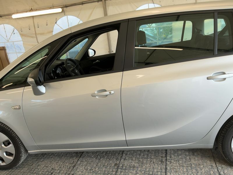 Opel Zafira Tourer 1.4 Turbo LPG Selection 2016 – снимка 4