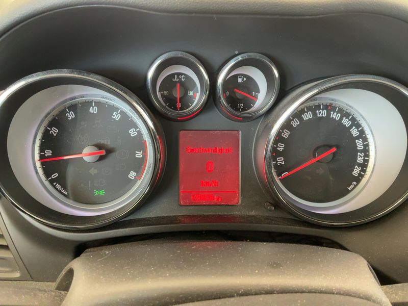 Opel Zafira Tourer 1.4 Turbo LPG Selection 2016 – снимка 18