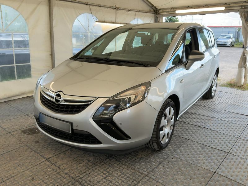 Opel Zafira Tourer 1.4 Turbo LPG Selection 2016 – снимка 1