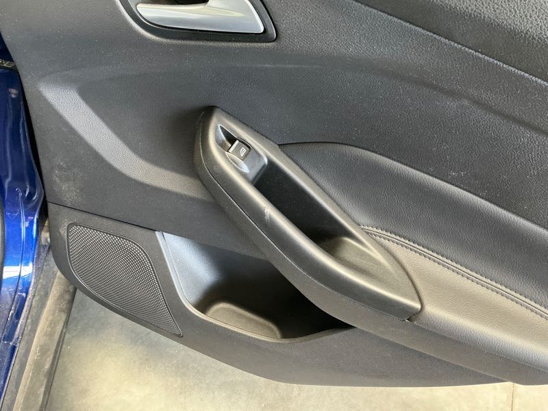 Ford Focus 1.5 EcoBoost Titanium 2015 – снимка 25