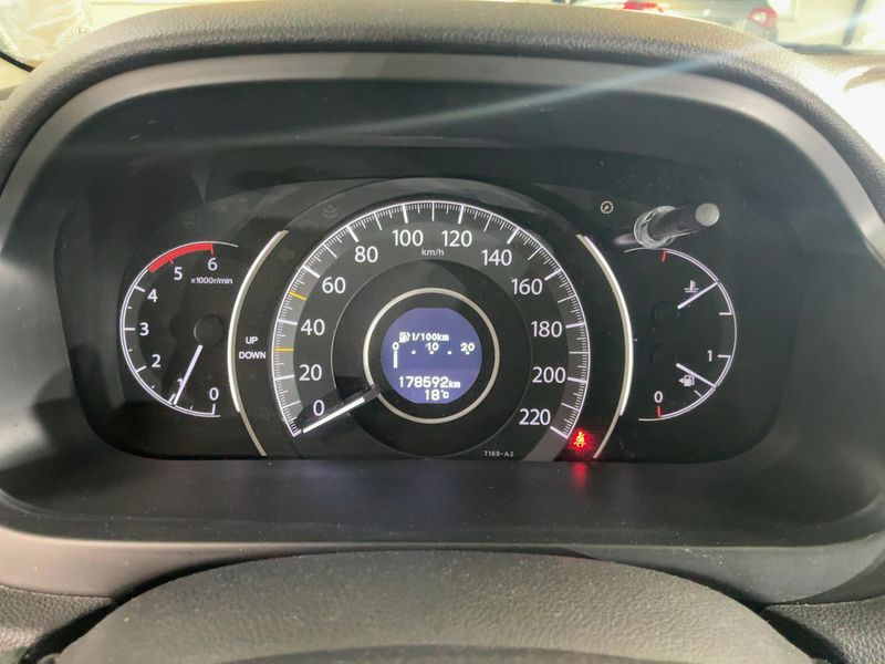 Honda CR-V 1.6 DTEC Executive 4WD 2015 – снимка 13