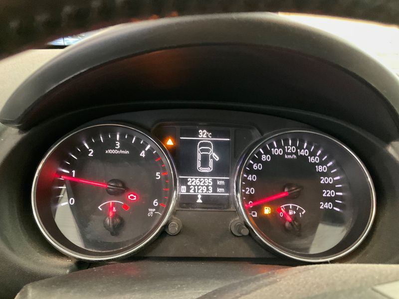 Nissan Qashqai 1.5 Turbodiesel Acenta 2013 – снимка 18