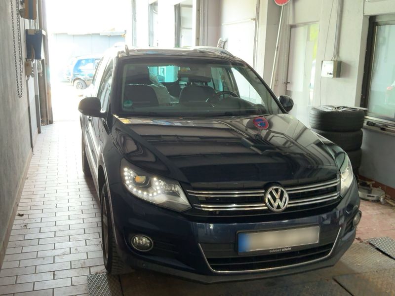 Volkswagen Tiguan 2.0 TDI Cup Sport & Style 4Motion BlueMotion Tech 2014 – снимка 12