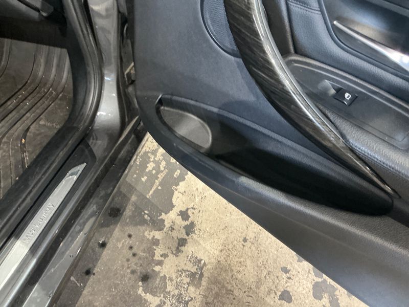 BMW 3er 318d 2015 – снимка 24