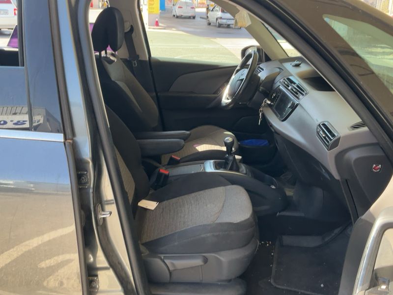 Citroen C4 Picasso 1.6 Blue-HDi Seduction 2016 – снимка 16