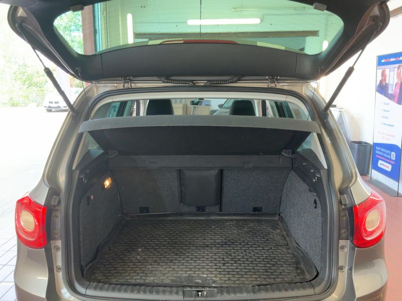 Volkswagen Tiguan 2.0 TDI Sport & Style 4Motion 2008 – снимка 15