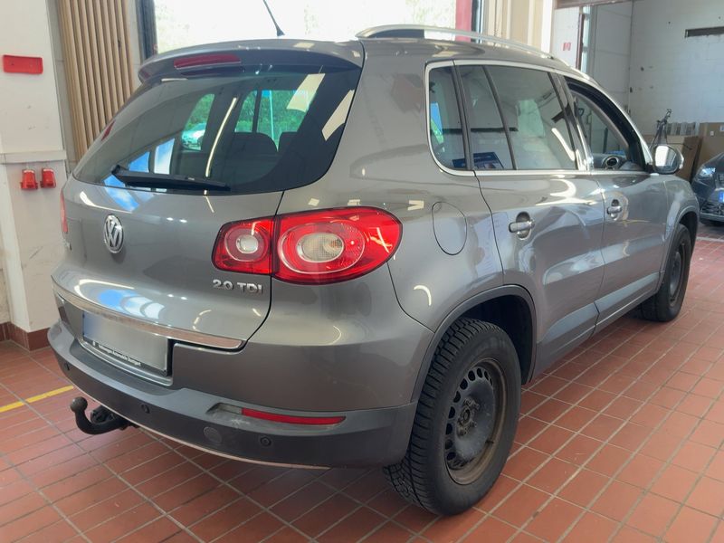 Volkswagen Tiguan 2.0 TDI Sport & Style 4Motion 2008 – снимка 8