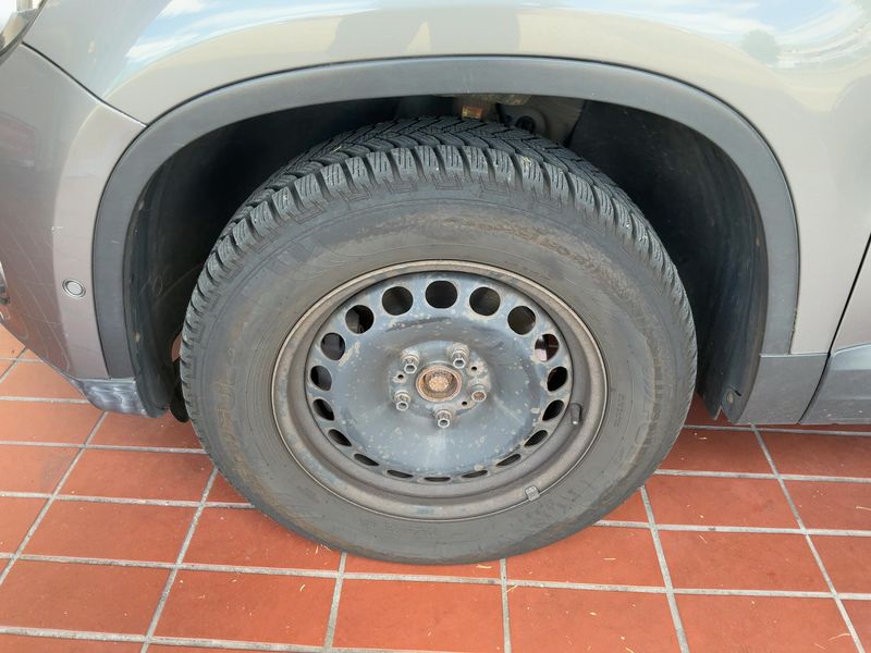 Volkswagen Tiguan 2.0 TDI Sport & Style 4Motion 2008 – снимка 3