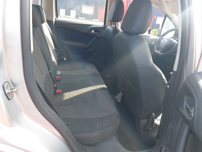 Citroen C3 1.4 HDi Confort 2014 – снимка 13