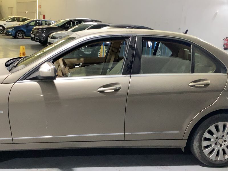 Mercedes-Benz C-Klasse C 220 CDI Elegance 2007 – снимка 4