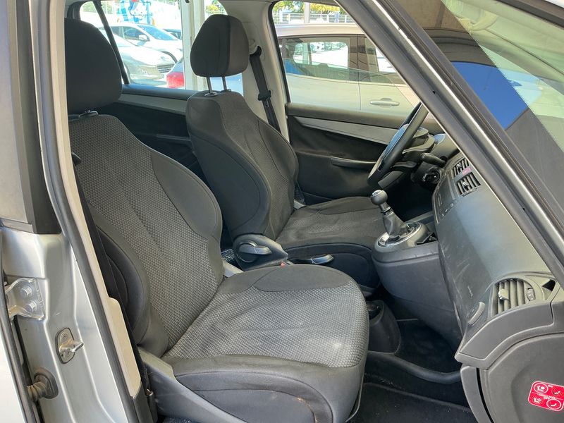 Citroen C4 Grand Picasso 1.6 HDi Business 2011 – снимка 3