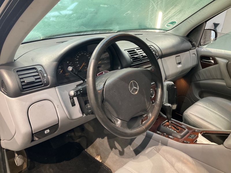 Mercedes-Benz M-Klasse ML 350 2004 – снимка 30
