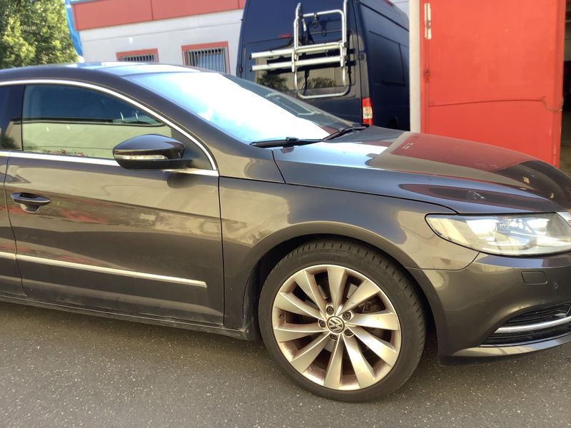 Volkswagen CC 2.0 TDI BlueMotion Tech 2012 – снимка 12