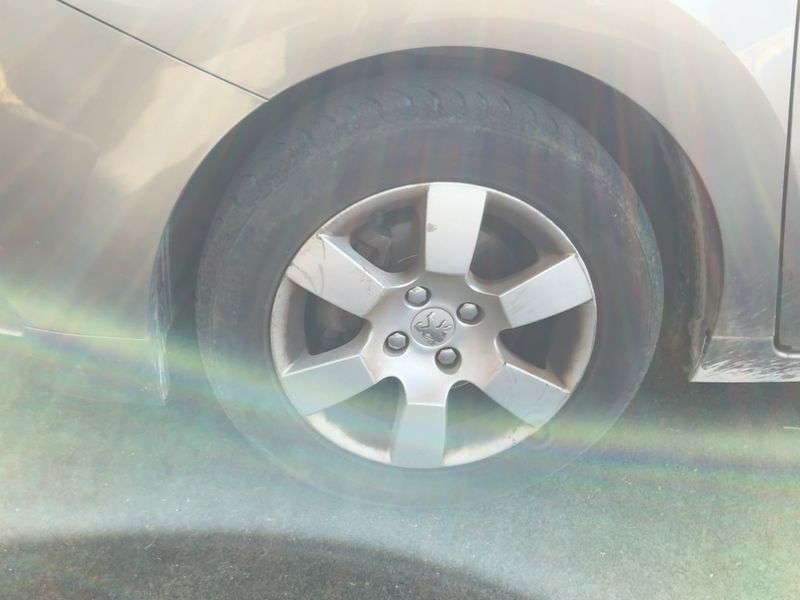 Peugeot 5008 1.6 HDi Premium 2011 – снимка 3