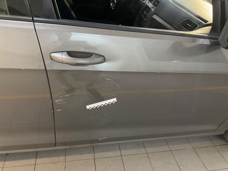 Volkswagen Golf VII 1.6 TDI Business BlueMotion Tech 2014 – снимка 24