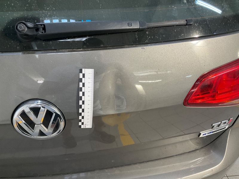 Volkswagen Golf VII 1.6 TDI Business BlueMotion Tech 2014 – снимка 35