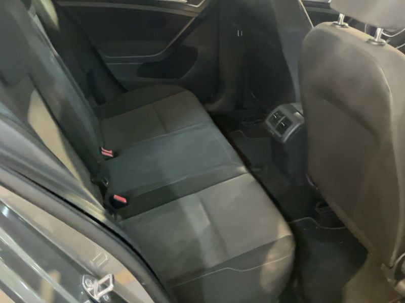 Volkswagen Golf VII 1.6 TDI Business BlueMotion Tech 2014 – снимка 19