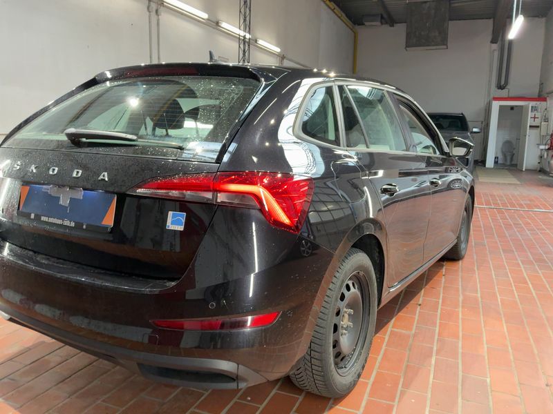 Skoda Scala 1.6 TDI Ambition 2020 – снимка 8