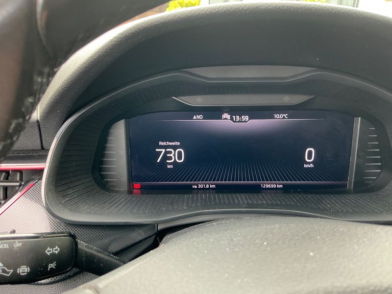 Skoda Scala 1.6 TDI Ambition 2020 – снимка 18