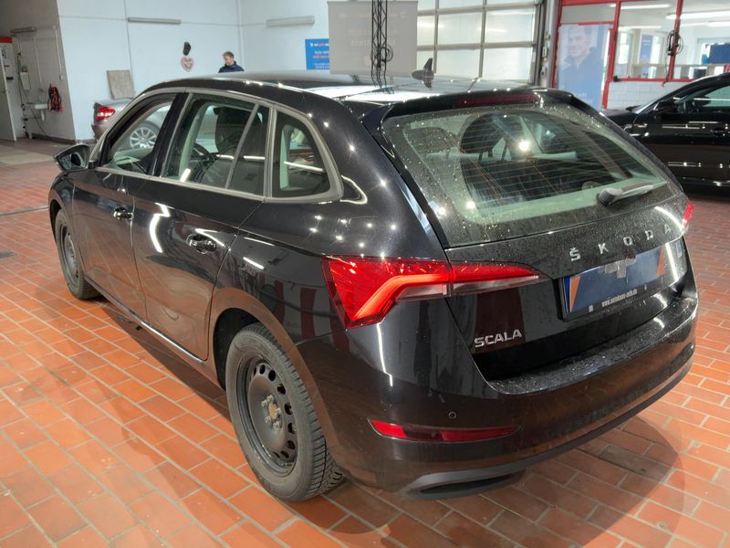 Skoda Scala 1.6 TDI Ambition 2020 – снимка 6