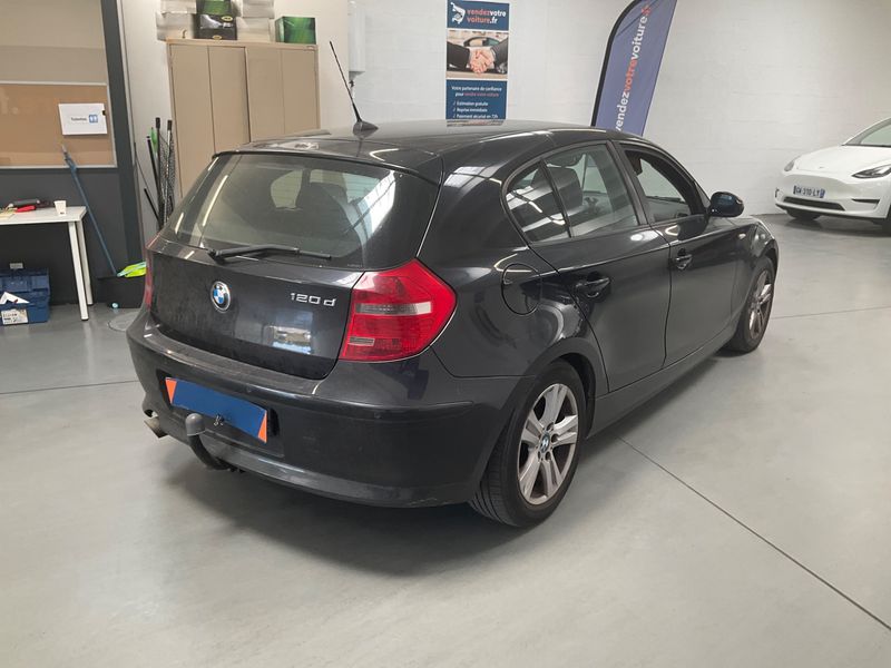 BMW 1er 120d Luxe 2008 – снимка 2