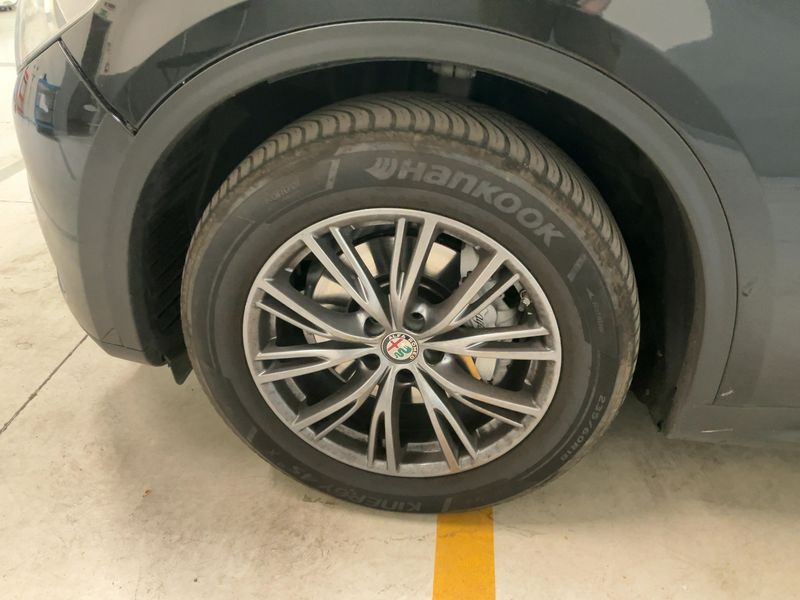 Alfa Romeo Stelvio 2.2 JTDM Business Q4 2018 – снимка 3