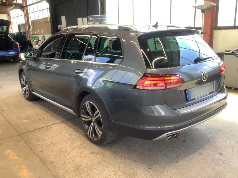Volkswagen Golf VII 2.0 TDI Alltrack 4Motion BlueMotion Tech 2018 – снимка 6
