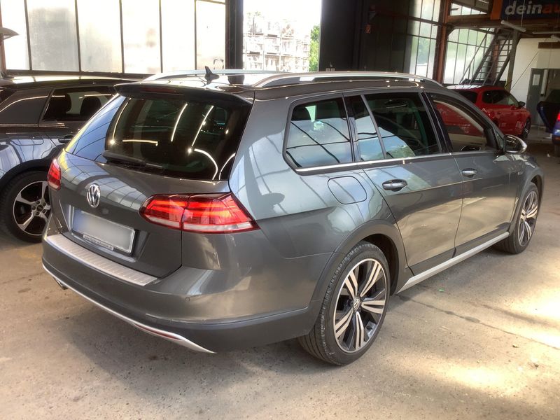 Volkswagen Golf VII 2.0 TDI Alltrack 4Motion BlueMotion Tech 2018 – снимка 8