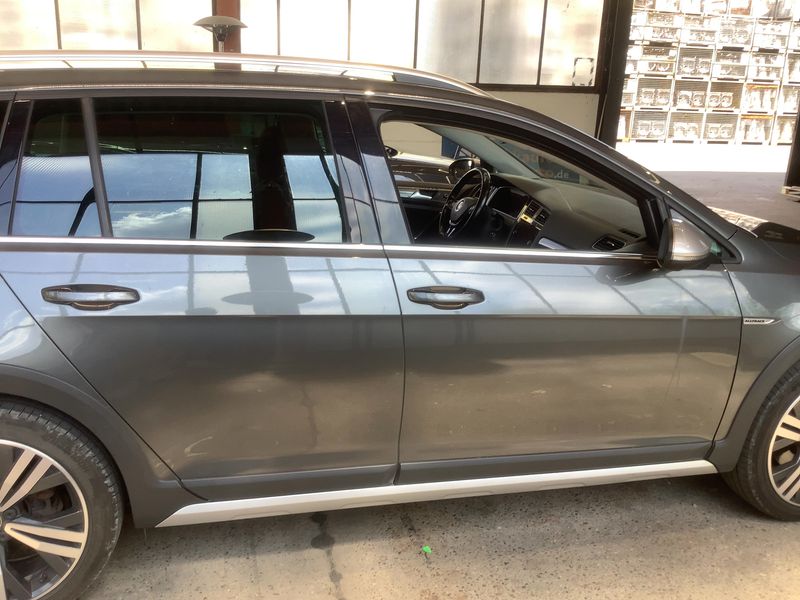 Volkswagen Golf VII 2.0 TDI Alltrack 4Motion BlueMotion Tech 2018 – снимка 10