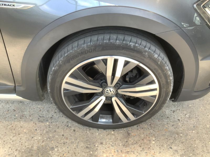 Volkswagen Golf VII 2.0 TDI Alltrack 4Motion BlueMotion Tech 2018 – снимка 11